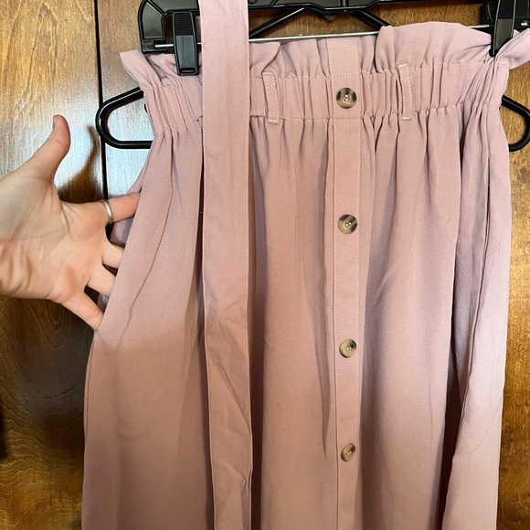 High waisted skirt with pockets - Picture 3 of 3